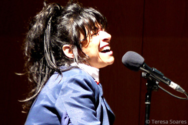 Helena Caspurro, Piano, Voz