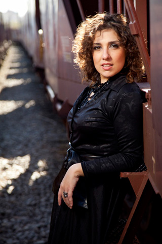 Ana Barros, Soprano