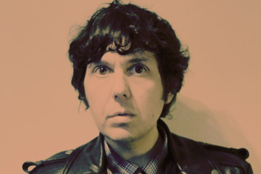 Mirror People. Rui Maia, o escritor de canções, em entrevista.