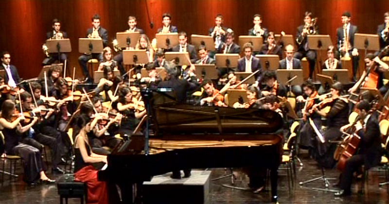 Dina Botelho Vieira a solo com a Orquestra Académica Metropolitana e Maestro Jean-Marc Burgin (CCB)