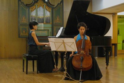 Diana Botelho Vieira com Carolina Matos no Museu da Música