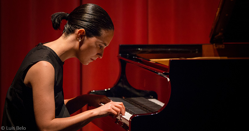 Joana Gama, Pianista